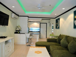 Jomtien beach condominium A2 with stylish European style kitchen